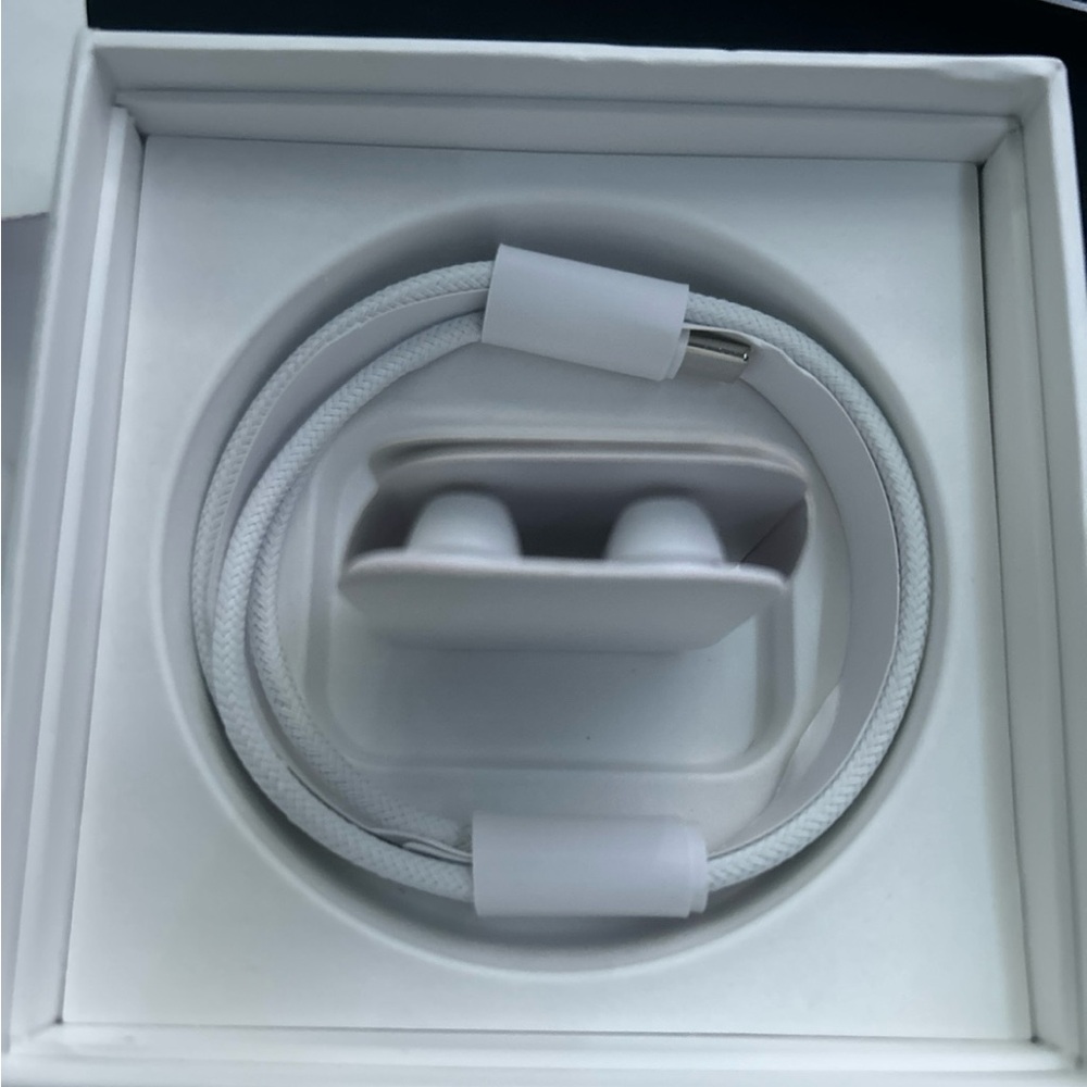 AirPod Pro 2nd generation - Picture 4 of 6